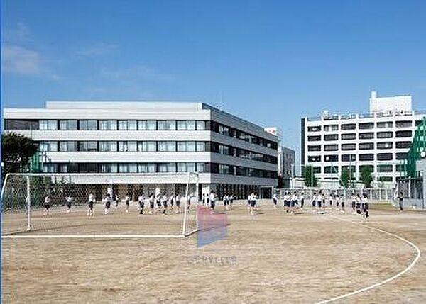 【周辺】練馬区立豊玉第二中学校 徒歩9分。 720m
