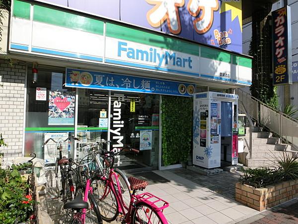 【周辺】ファミリーマート 豊国通店（983m）