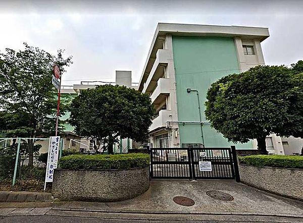 【周辺】横浜市立新羽中学校 徒歩21分。 1660m