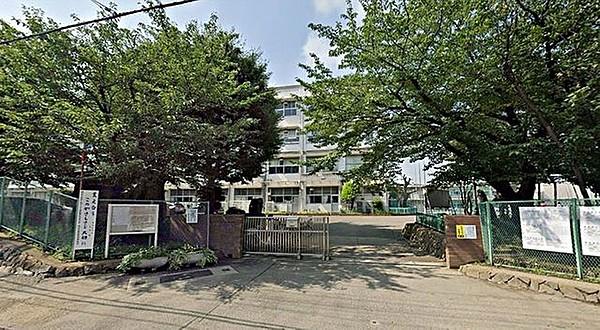 【周辺】横浜市立樽町中学校 徒歩20分。 1580m