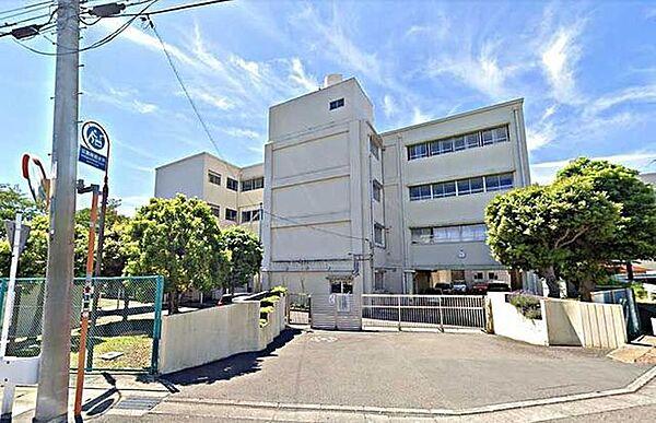 【周辺】横浜市立洋光台第一中学校 徒歩7分。 510m
