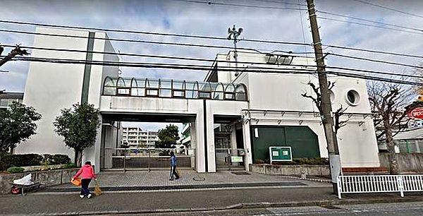 【周辺】横浜市立岡野中学校 徒歩6分。 420m