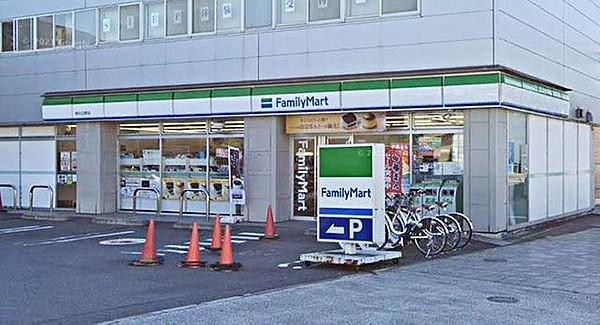 【周辺】ファミリーマート横浜公田町店 徒歩3分。 190m