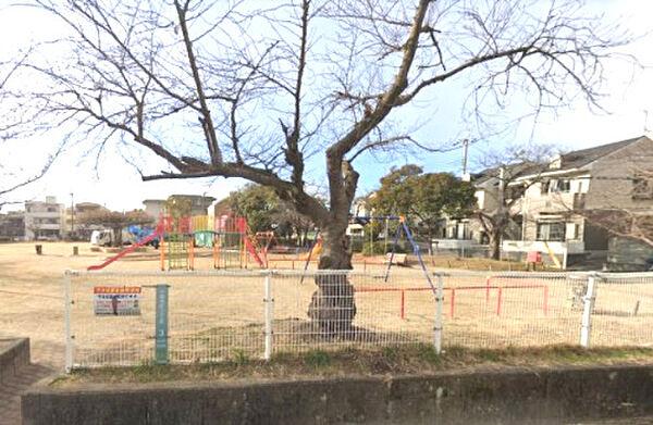 【周辺】【公園】小曽根公園まで1042ｍ