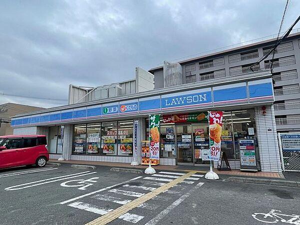 【周辺】ローソン高槻北柳川店 590m