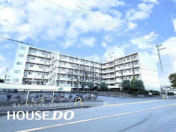 【外観】昭和49年6月建築。総戸数162戸、地上6階建てのマンションです。阪急富田駅よりバス乗車9分「富田団地」下車　徒歩3分と便利な立地です♪