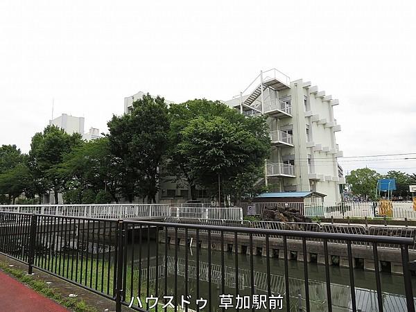【周辺】松之木小学校 徒歩 約6分（約450m）