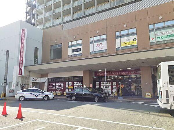 【周辺】マックスバリュエクスプレスJR南福岡店 400m
