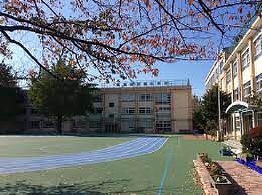【周辺】豊島区立要小学校 615m