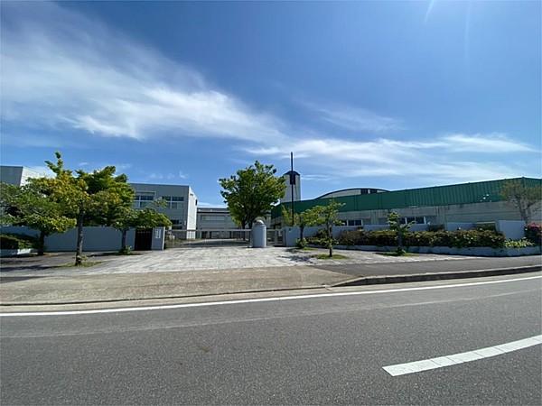 【周辺】岡崎市立福岡中学校（648m）