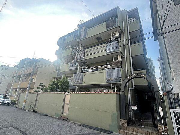 【外観】阪神本線「新在家」徒歩5分のマンションです。