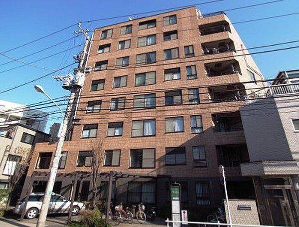【外観】早稲田駅徒歩5分に立地するメゾネットタイプのマンション
