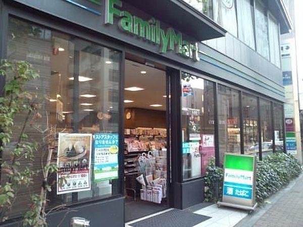 【周辺】ファミリーマート広尾駅前店 徒歩5分。 360m
