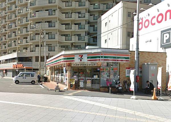 【周辺】コンビニ「セブンイレブン大阪福島西通店」近くて便利、毎日をもっとうれしく、もっと豊かに