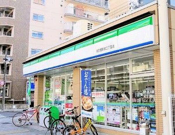 【周辺】ファミリーマート名古屋新栄二丁目店 徒歩2分。 120m