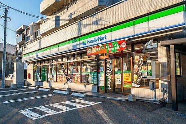 【周辺】ファミリーマート札幌北22条東18丁目店 526m