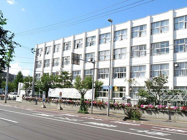 【周辺】札幌市立白楊小学校 140m