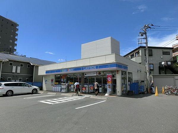 【周辺】ローソン船橋塚田駅前店 240m