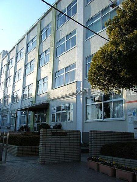 【周辺】江戸川区立瑞江第二中学校 徒歩64分。中学校 5070m