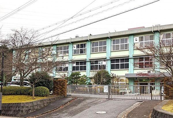 【周辺】湖南市立石部南小学校