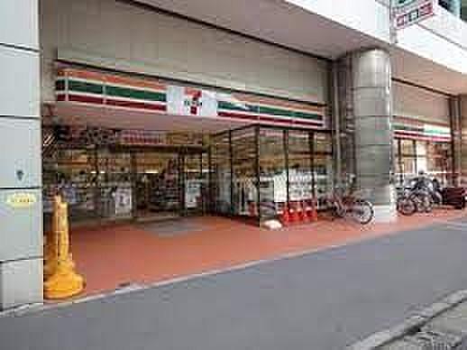 【周辺】セブンイレブン台東北上野2丁目店 徒歩1分。 60m