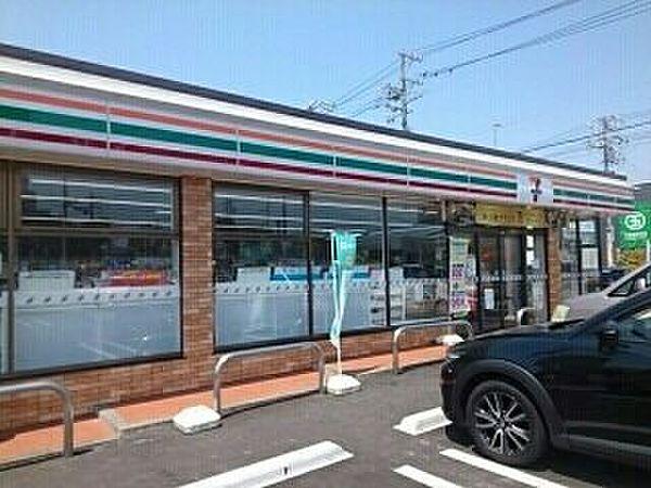 【周辺】その他「セブンイレブン名古屋徳重店まで720m」
