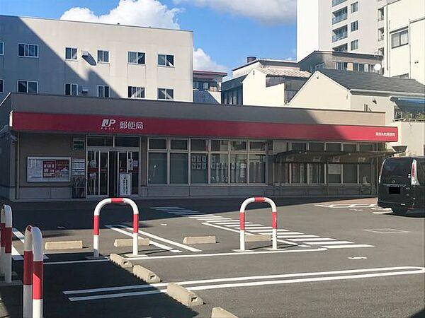 【周辺】高知本町郵便局 280m