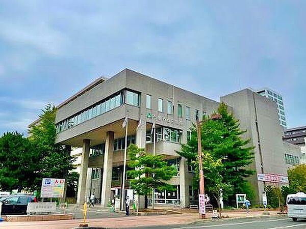 【周辺】札幌市西区役所 727m