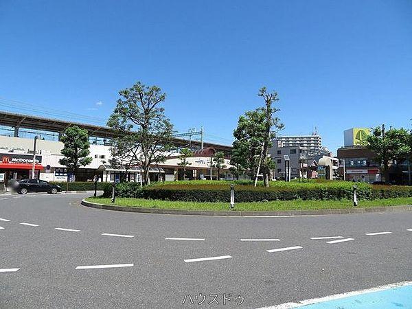 【周辺】谷塚駅 1900m