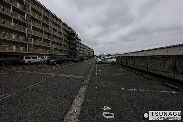 【駐車場】駐車場もとても広いです！