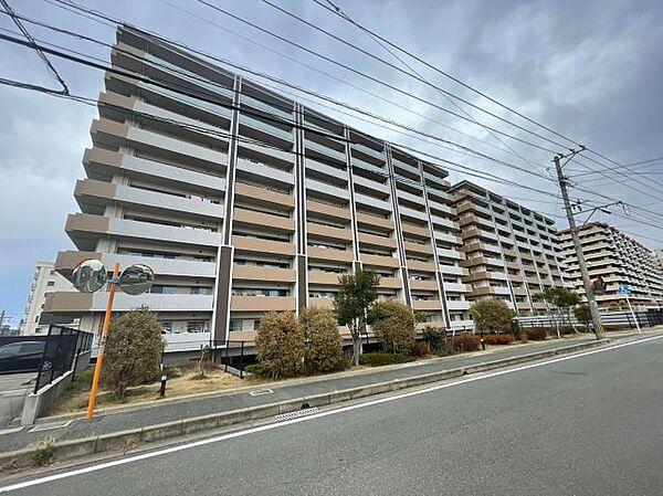 【外観】パーク・サンリヤン名島　11階建7階部分　3、180万円