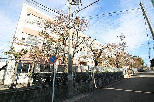 【周辺】名古屋市立桜山中学校
