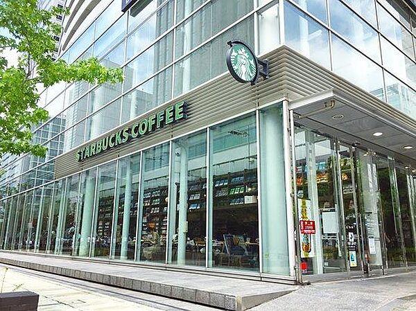 【周辺】スターバックスコーヒーTSUTAYA横浜みなとみらい店 550m