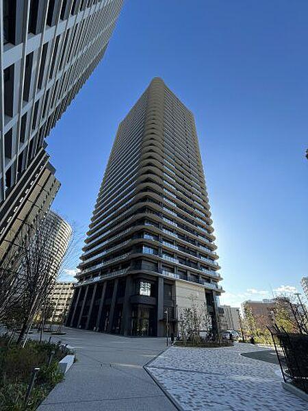 【外観】竹中工務店施工の免震構造　地上32階地下1階建て、総戸数301戸の大規模タワーマンション♪