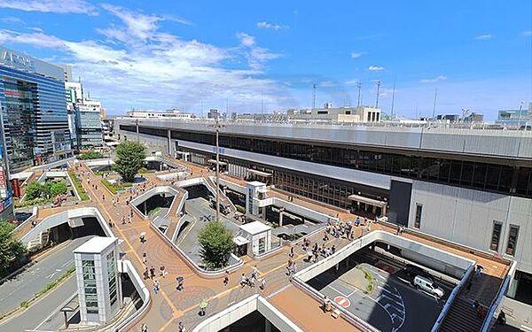 【周辺】大宮駅(JR東日本 京浜東北線) 徒歩9分。 750m