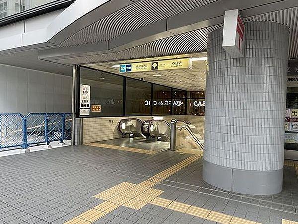 【周辺】後楽園駅(東京メトロ 丸ノ内線) 徒歩7分。 830m