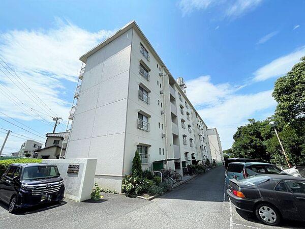 【外観】京成線「検見川」駅まで徒歩約8分！5階建てマンションの1階部分です！
