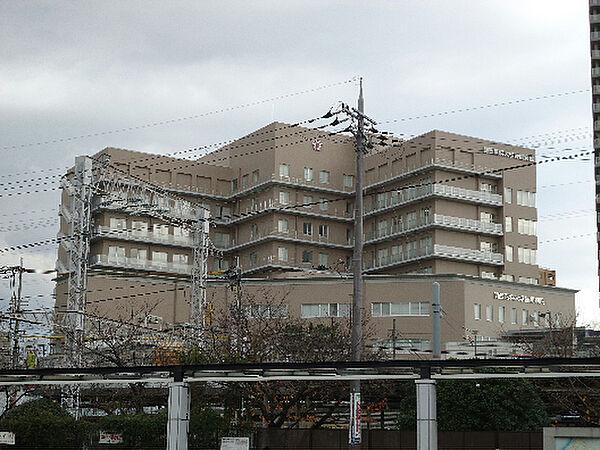 【周辺】関西医科大学香里病院（423m）