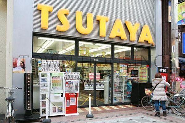 【周辺】TSUTAYA 652m