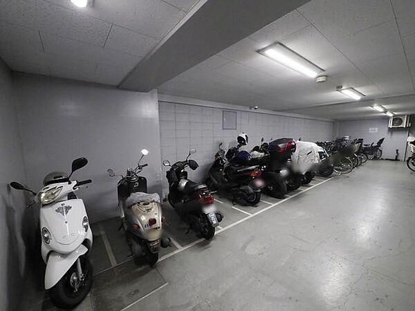 【駐車場】バイクスペース