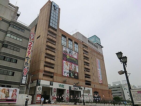 【周辺】ビブレ横浜まで777m、横浜の商業施設、横浜ビブレ。 川沿いにお店がありアパレルや小物類などを取り扱うお店が多いです。