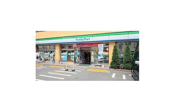 【周辺】ファミリーマート練馬高松一丁目店 172m