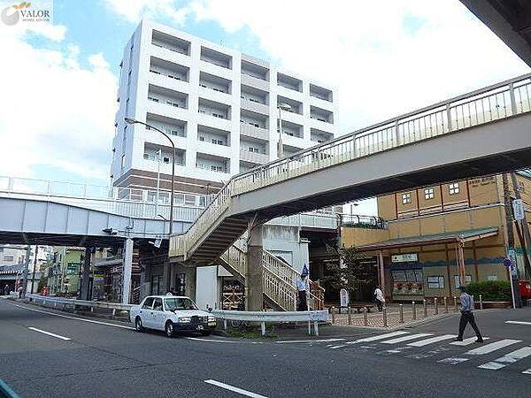 【周辺】反町駅(東急 東横線) 徒歩5分。 350m