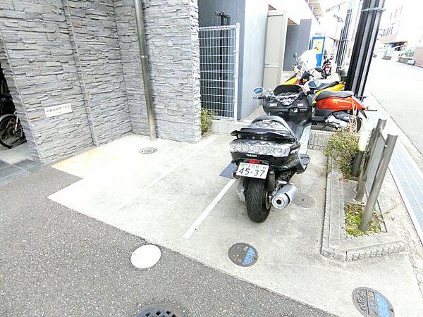 【駐車場】詳細は、RISUMO江坂本店→06-6155-7137まで♪