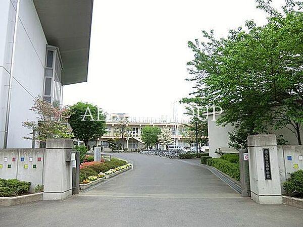 【周辺】狭山市立西中学校 940m