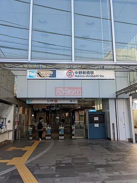 【周辺】中野新橋駅(東京メトロ 丸ノ内線) 徒歩3分。 210m
