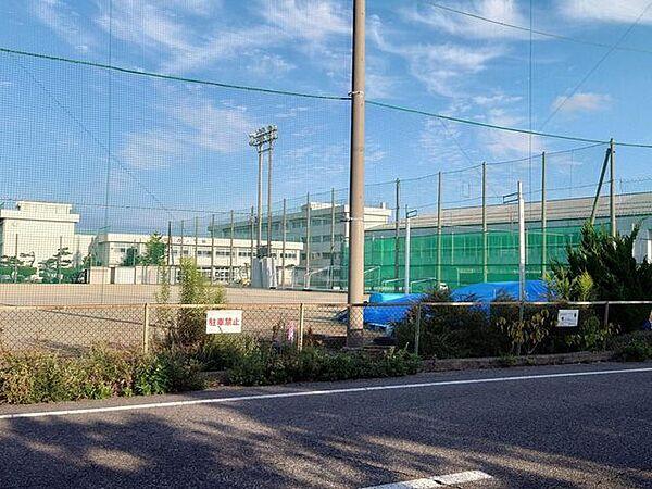 【周辺】新潟市立東新潟中学校 1360m