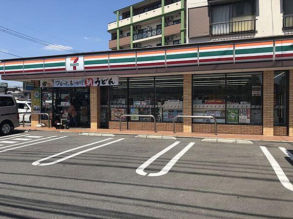 【周辺】セブン-イレブン 熊本九品寺6丁目店まで約400ｍ　24時間営業　角地にあり駐車スペースも広いため出入りしやすいです。