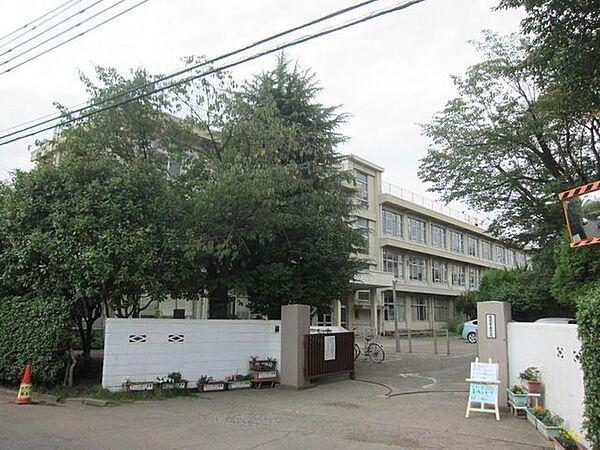 【周辺】武蔵村山市立第一中学校 徒歩33分。中学校 2570m