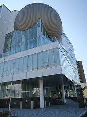 【周辺】【図書館】高松市夢みらい図書館まで718ｍ